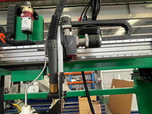 Aluminum tank welder 10 Aluminum tank welder 10